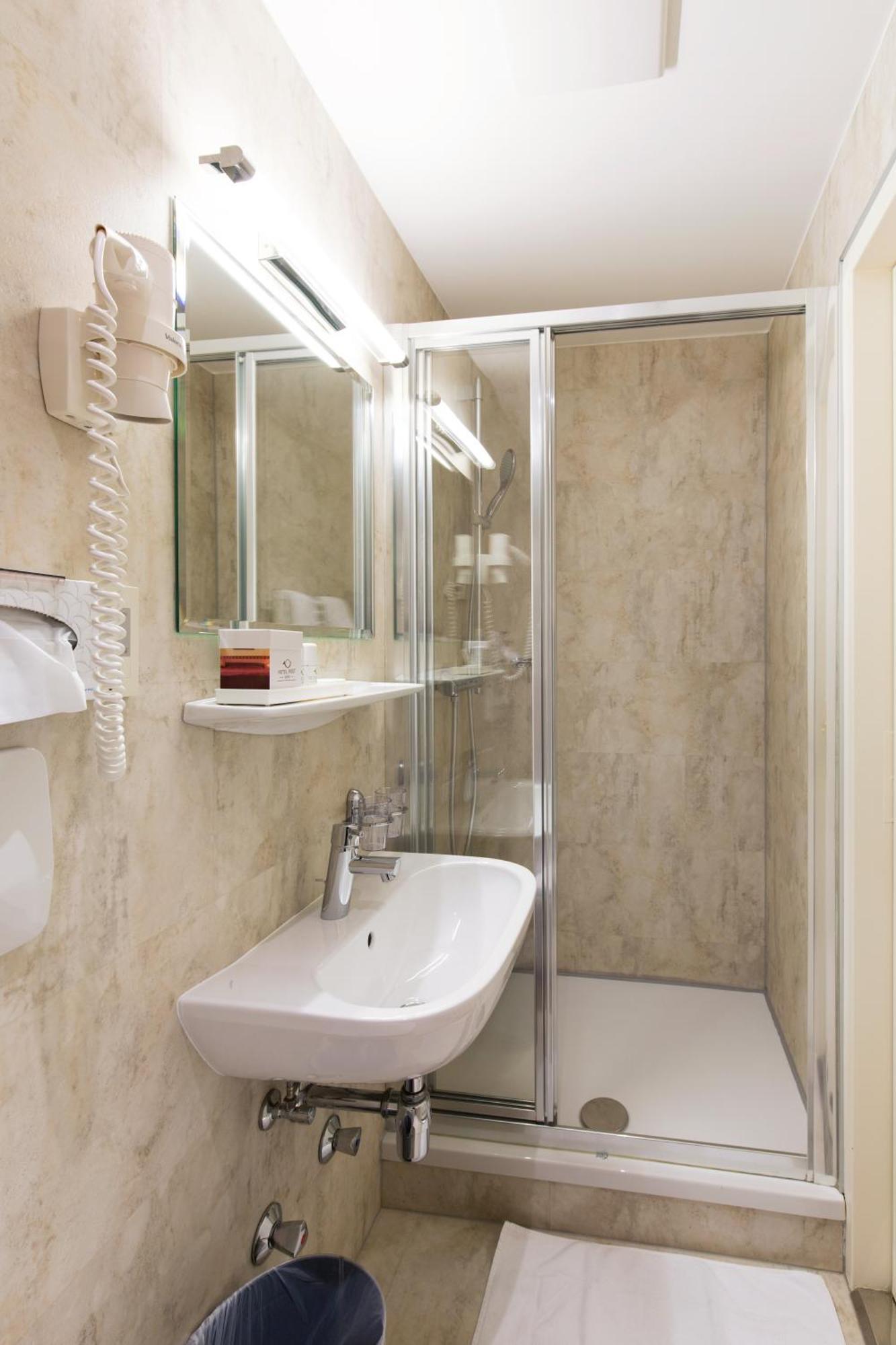 Post Hotel Wien