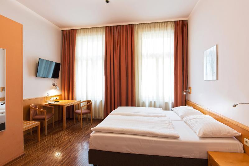 Post Hotel Wien